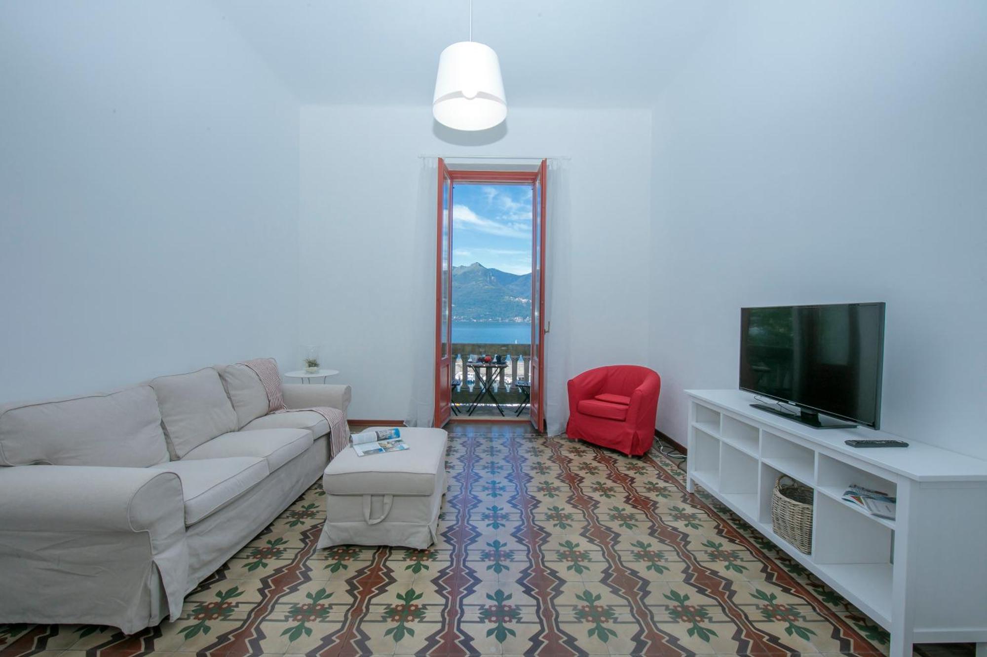 Apartamento Residenza Oleandro Luino Exterior foto